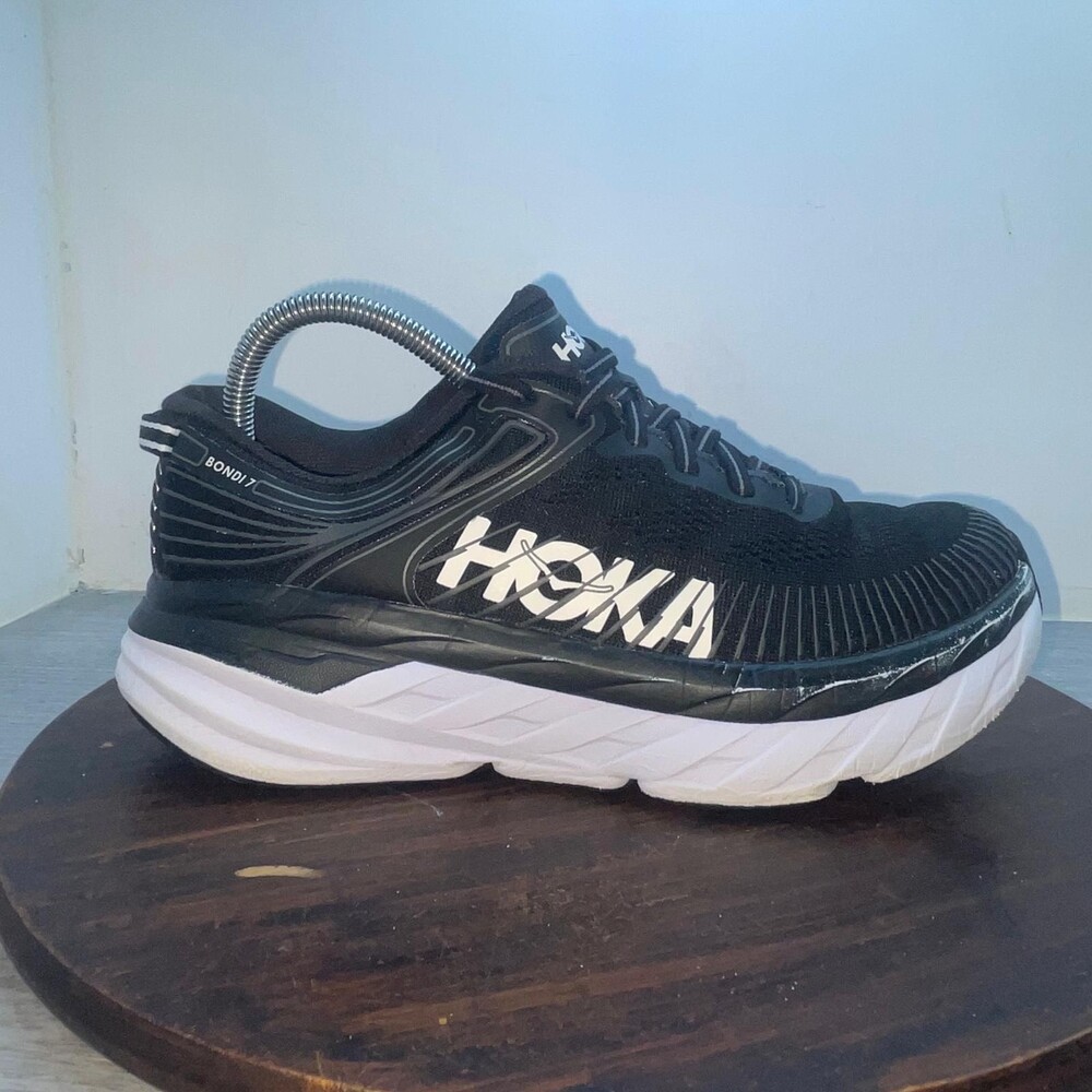 HOKA One One Bondi 7 Shoes Womens Size 8.5 Black White Road Running 1110519 BWHT